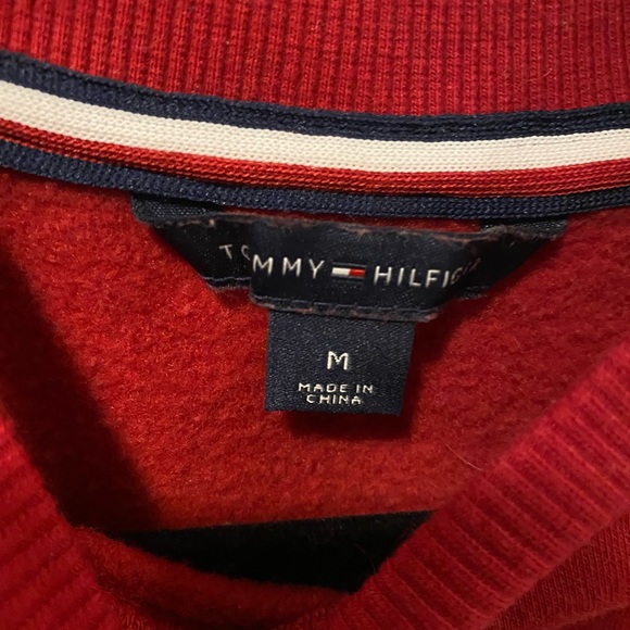 Tommy Hilfiger sweater - Picture 2 of 2